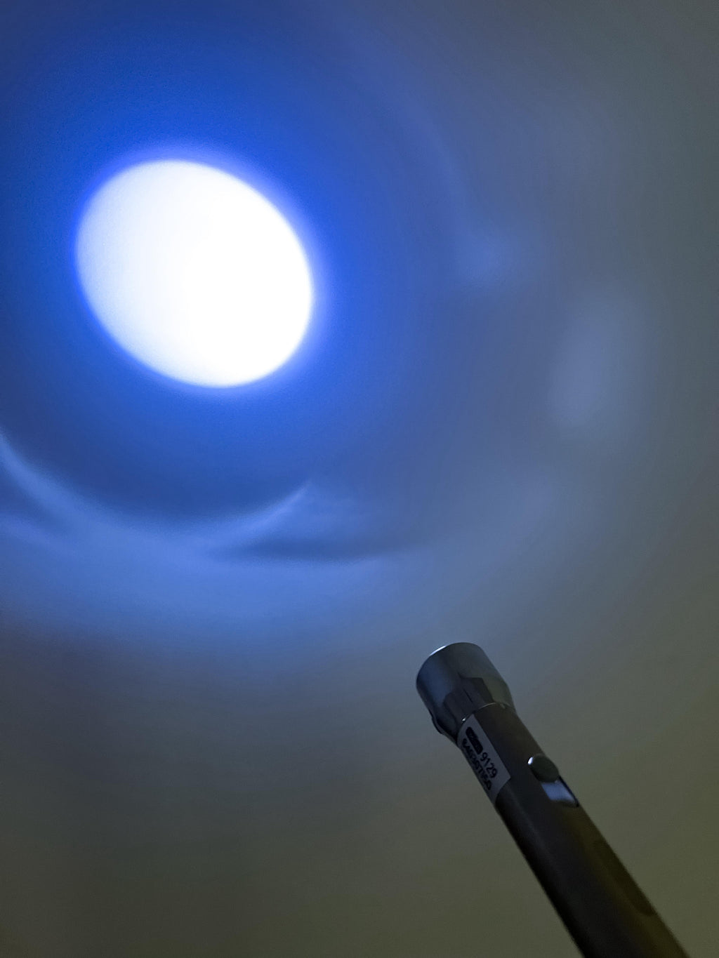 Interaktivni UV laser za mačke “ChaseLight Pro” 🔦🐱